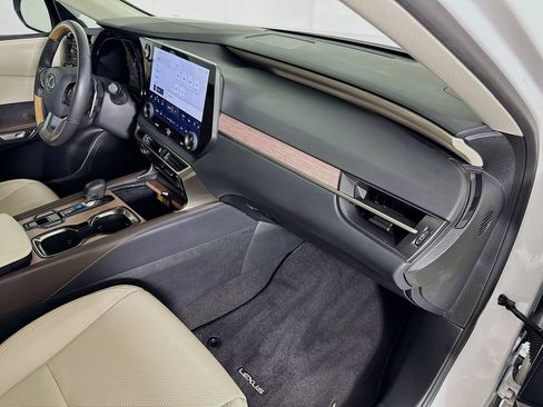 Certified 2024 Lexus RX 350 Premium w/ Accessory Package (Z1) FWD image 31