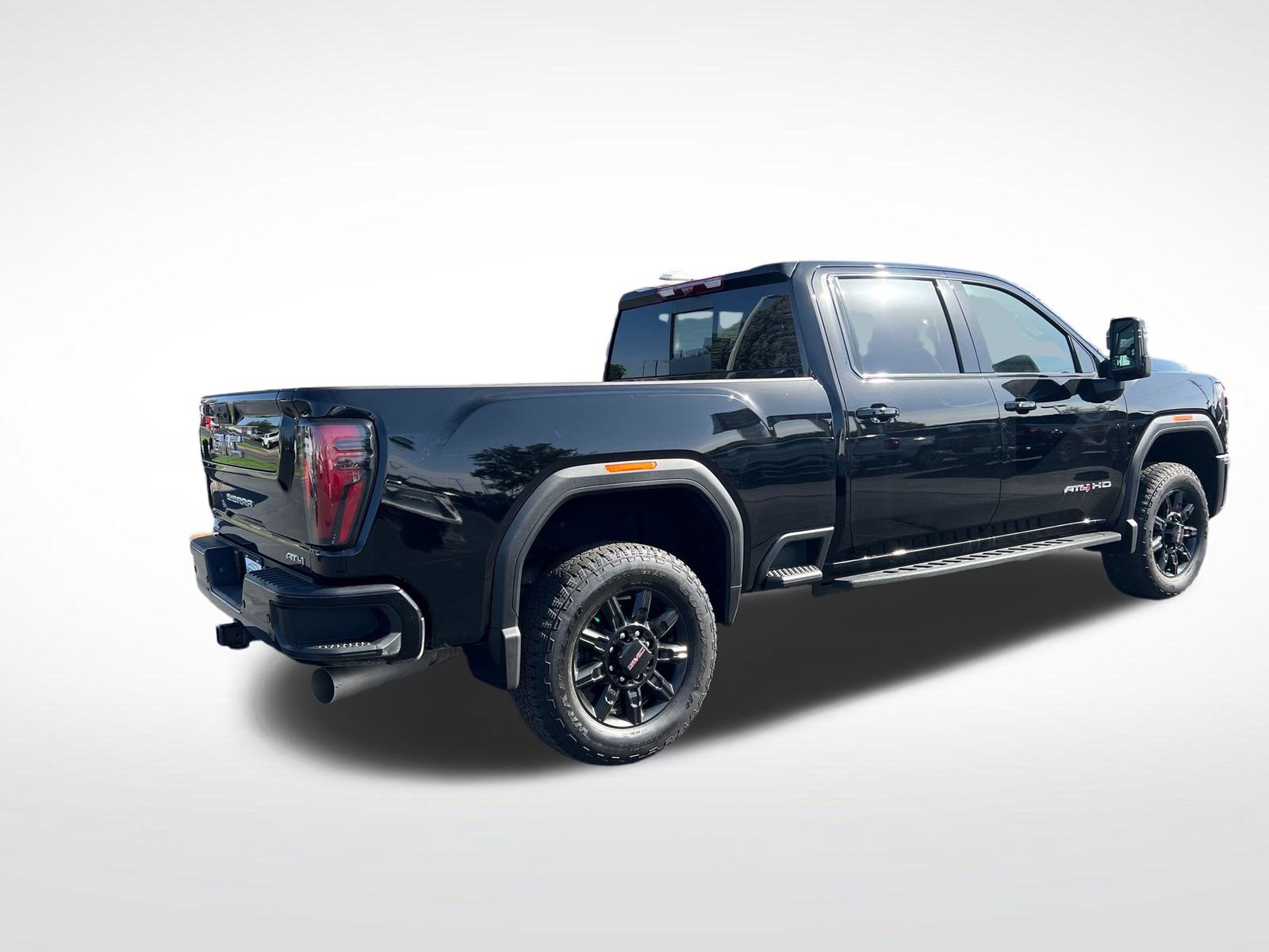 Used 2026 GMC Sierra 3500 AT4 w/ AT4 Premium Plus Package AWD/4WD image 3