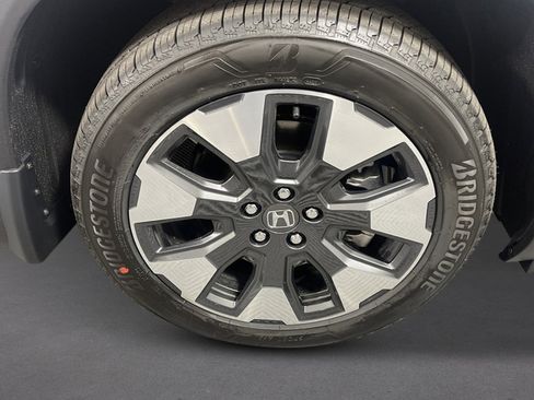 New 2026 Honda Pilot Elite image 9