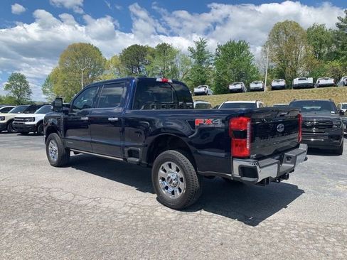 Certified 2024 Ford F250 Lariat w/ Chrome Package AWD/4WD image 6