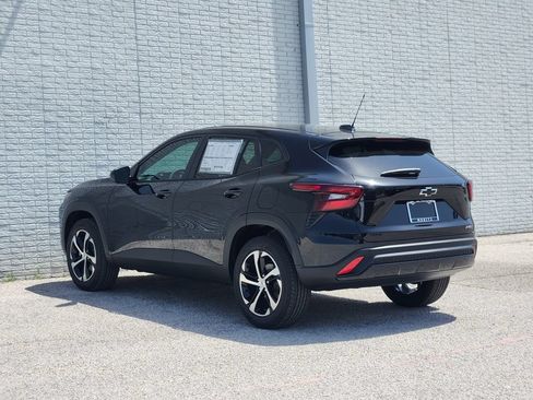 New 2026 Chevrolet Trax RS w/ Driver Confidence Package FWD image 3
