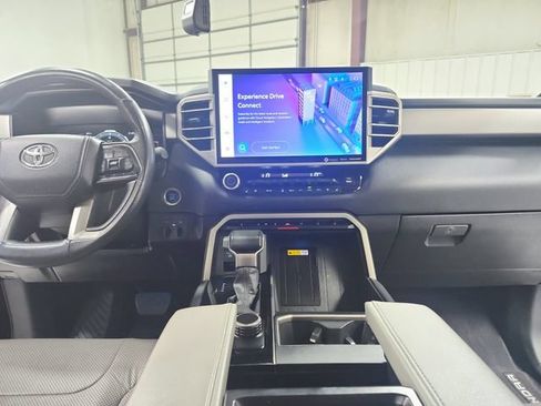 Used 2024 Toyota Tundra Limited AWD/4WD image 26