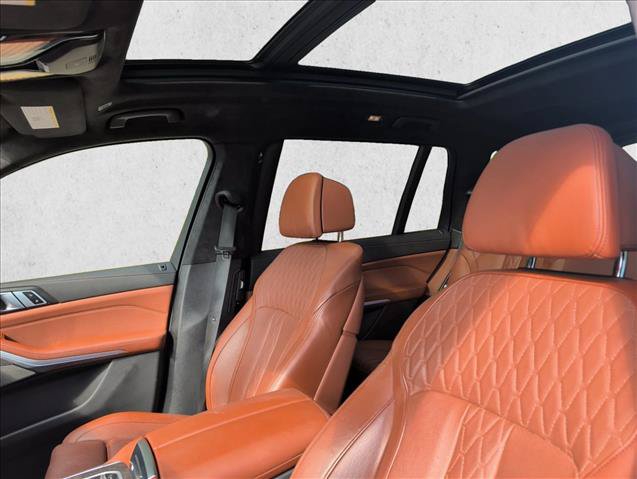 Used 2025 BMW X7 M60i w/ Executive Package AWD/4WD image 14