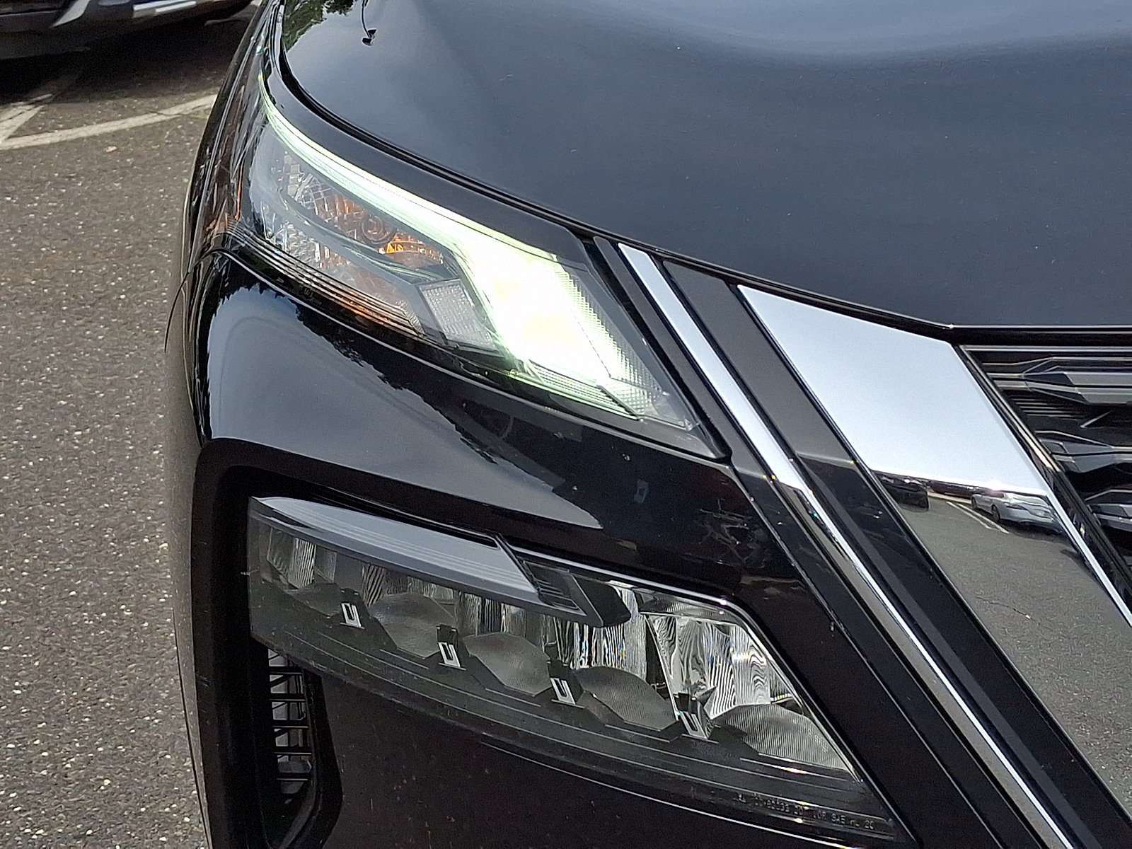 Certified 2023 Nissan Rogue S AWD/4WD image 9