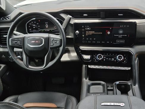 Used 2025 GMC Sierra 2500 AT4 AWD/4WD image 25