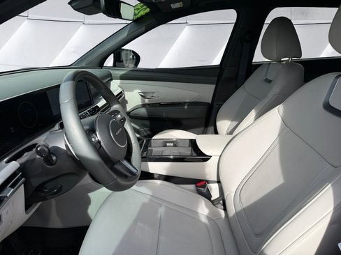 Used 2025 Hyundai Tucson Limited image 7