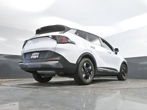 Used 2026 Kia Sportage LX FWD image 45