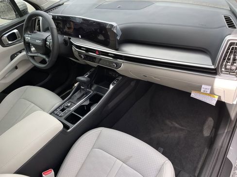 New 2026 Kia Sorento S image 12