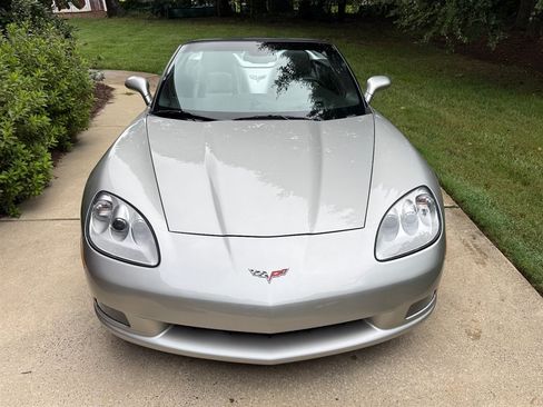 Used 2008 Chevrolet Corvette Convertible w/ Preferred Equipment Group RWD image 13