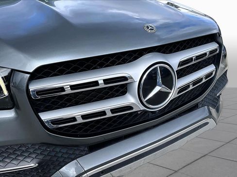 Used 2020 Mercedes-Benz GLS 450 4MATIC image 28