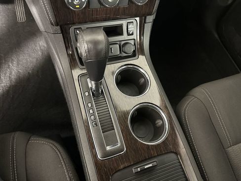 Used 2016 Chevrolet Traverse LT w/ Style and Technology Package FWD image 19