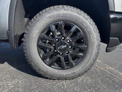 New 2026 Chevrolet Silverado 2500 Custom w/ Custom Value Package image 32