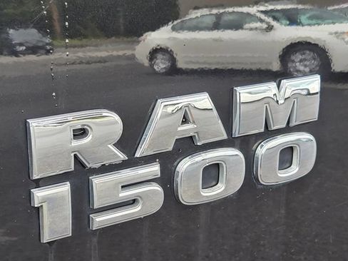 Used 2017 RAM 1500 Express AWD/4WD image 26