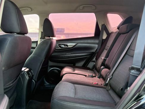 Used 2017 Nissan Rogue S AWD/4WD image 20