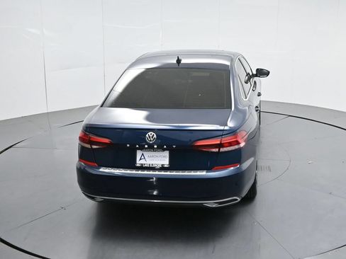 Used 2022 Volkswagen Passat 2.0T SE FWD image 50