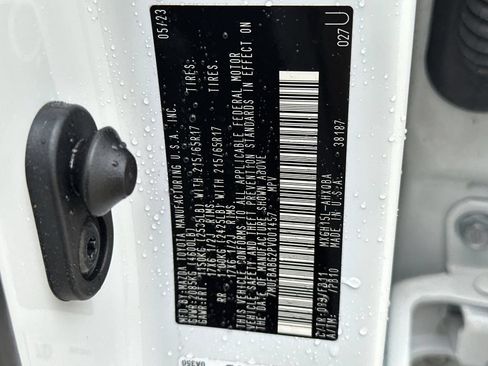 Used 2023 Toyota Corolla Cross AWD Hybrid image 31