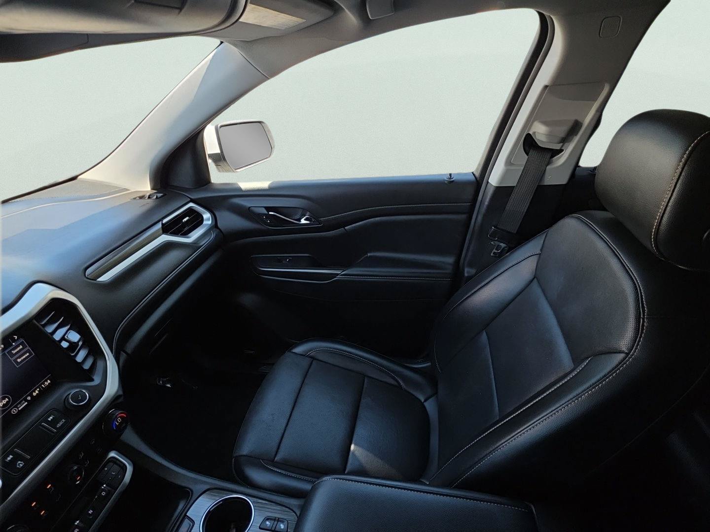 Used 2023 GMC Acadia SLT FWD image 6