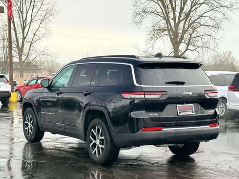 Used 2024 Jeep Grand Cherokee L Limited AWD/4WD image 8