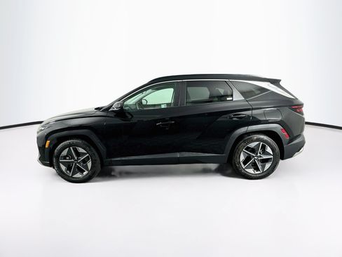 Used 2025 Hyundai Tucson SEL FWD image 4