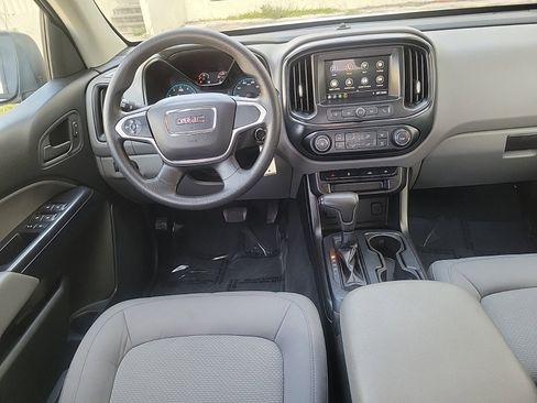 Used 2019 GMC Canyon 2WD Crew Cab w/ Convenience Package image 17