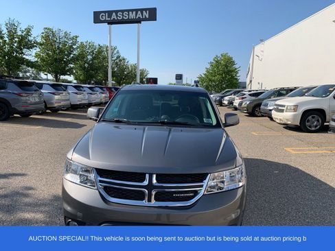Used 2012 Dodge Journey SXT AWD/4WD image 2