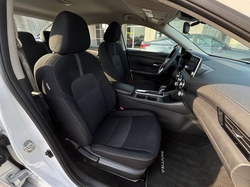 Used 2023 Nissan Sentra SV FWD image 35