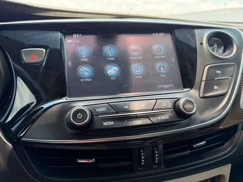 Used 2020 Buick Envision Preferred FWD image 4