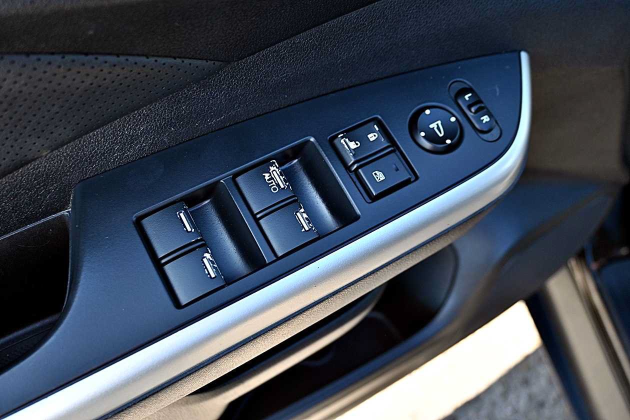 Used 2015 Honda CR-V EX-L image 19