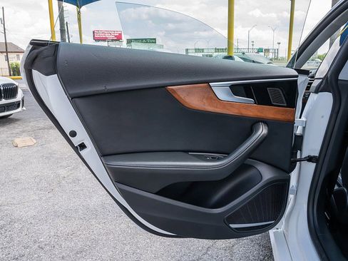 Used 2022 Audi A5 2.0T Premium Plus w/ Premium Plus image 10