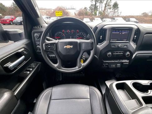 Used 2021 Chevrolet Silverado 2500 W/T w/ WT Convenience Package image 9