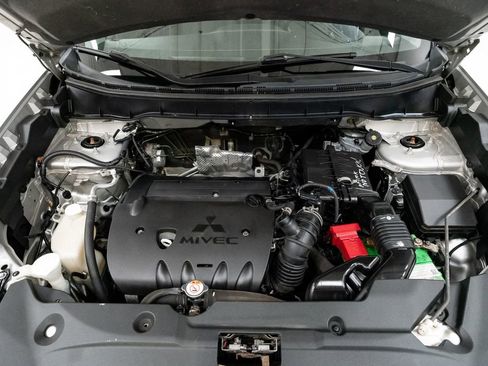 Used 2014 Mitsubishi Outlander Sport ES image 3