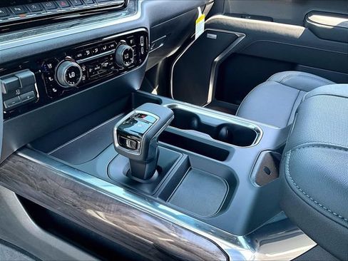 New 2026 Chevrolet Silverado 1500 LTZ AWD/4WD image 13