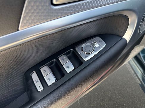 Used 2023 Genesis G70 2.0T w/ Sport Prestige Package image 18