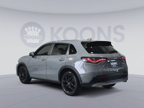 Used 2024 Honda HR-V Sport image 8