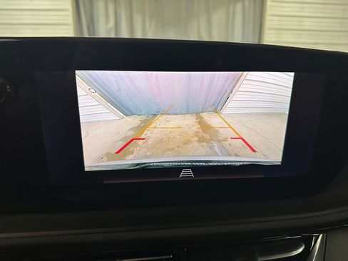 Certified 2024 Buick Envista Sport Touring w/ Convenience I Package image 11