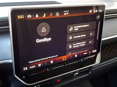 Certified 2025 Volkswagen ID. Buzz Pro S image 19