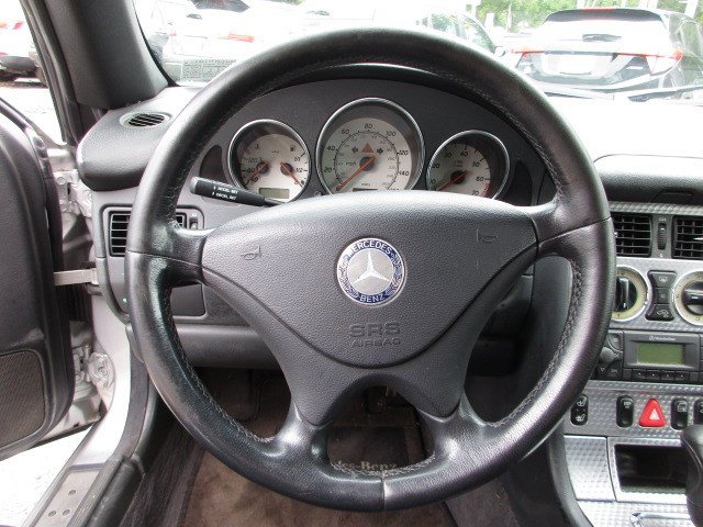 Used 2002 Mercedes-Benz SLK 230 image 25
