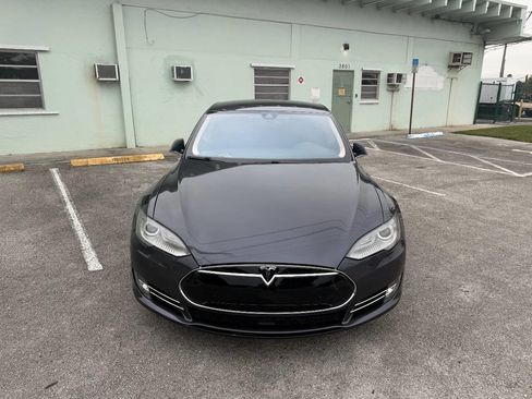 Used 2015 Tesla Model S 85 RWD image 8