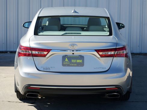 Used 2016 Toyota Avalon Limited w/ Toyota Safety Sense Package image 48