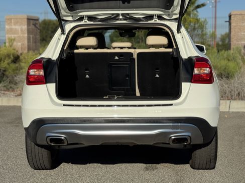 Used 2016 Mercedes-Benz GLA 250 image 13