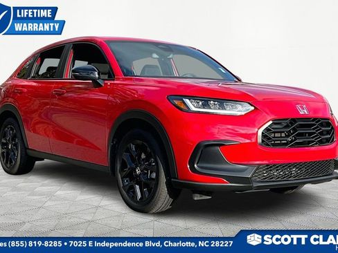 Used 2024 Honda HR-V Sport image 1