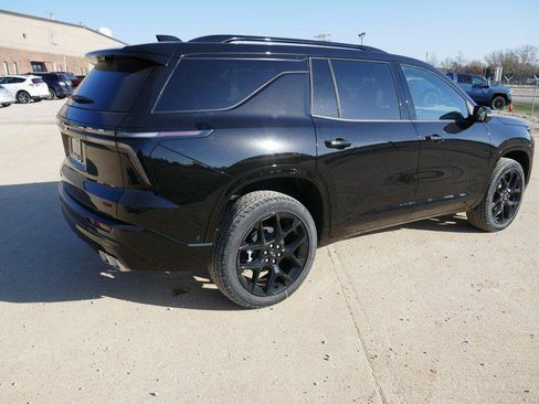 New 2026 Chevrolet Traverse RS image 3