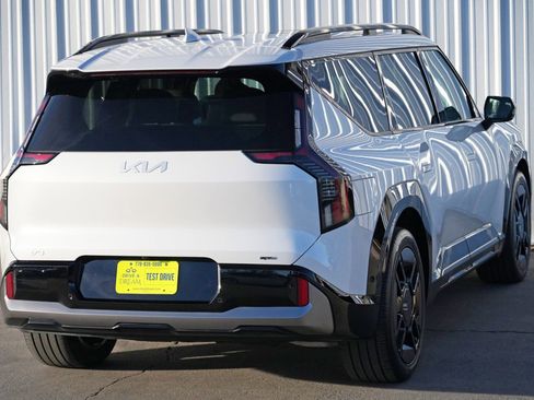 Used 2024 Kia EV9 GT-Line image 58