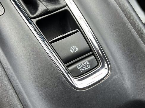 Used 2020 Honda HR-V LX image 35
