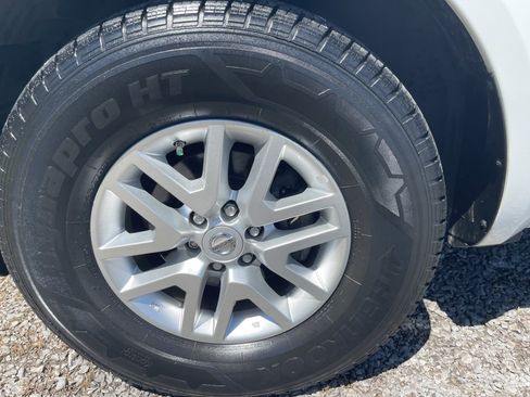 Used 2016 Nissan Frontier SV w/ SV Value Truck Package RWD image 19
