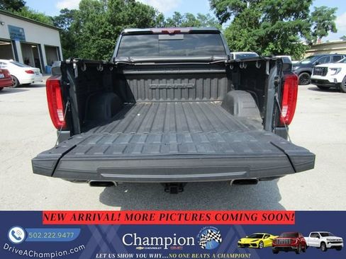 Used 2021 GMC Sierra 1500 Denali w/ Denali Ultimate Package AWD/4WD image 6
