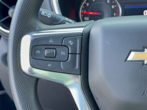 Certified 2025 Chevrolet Blazer LT FWD image 18
