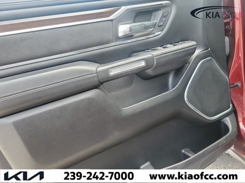 Used 2022 RAM 1500 Laramie AWD/4WD image 22