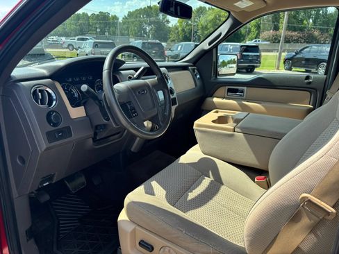 Used 2011 Ford F150 XLT w/ XLT Chrome Pkg AWD/4WD image 12