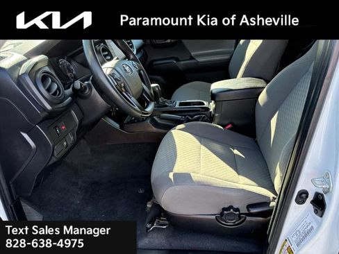 Used 2022 Toyota Tacoma SR image 13